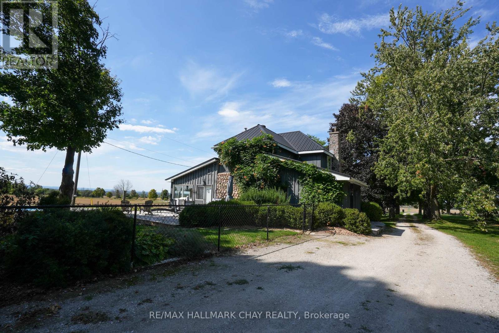2473 Ronald Road, Springwater, Ontario  L0L 1Y0 - Photo 36 - S12409177