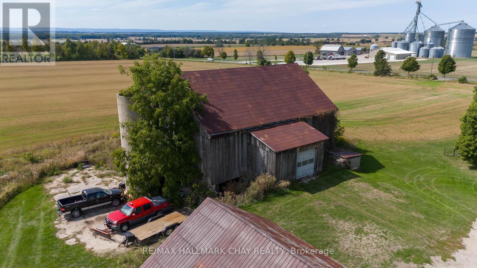 2473 Ronald Road, Springwater, Ontario  L0L 1Y0 - Photo 47 - S12409177