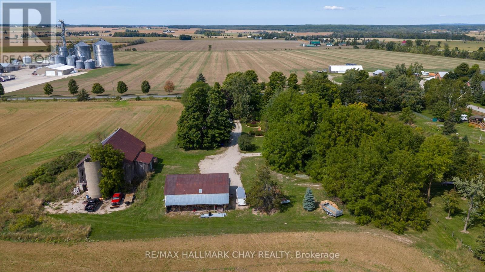 2473 Ronald Road, Springwater, Ontario  L0L 1Y0 - Photo 48 - S12409177