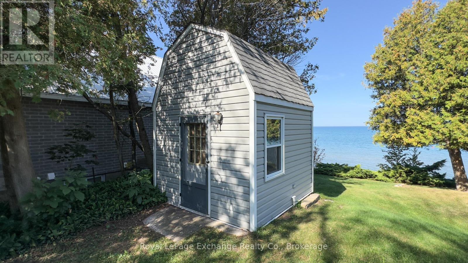 264 Goderich N, Kincardine, Ontario  N2Z 2K3 - Photo 38 - X12409387