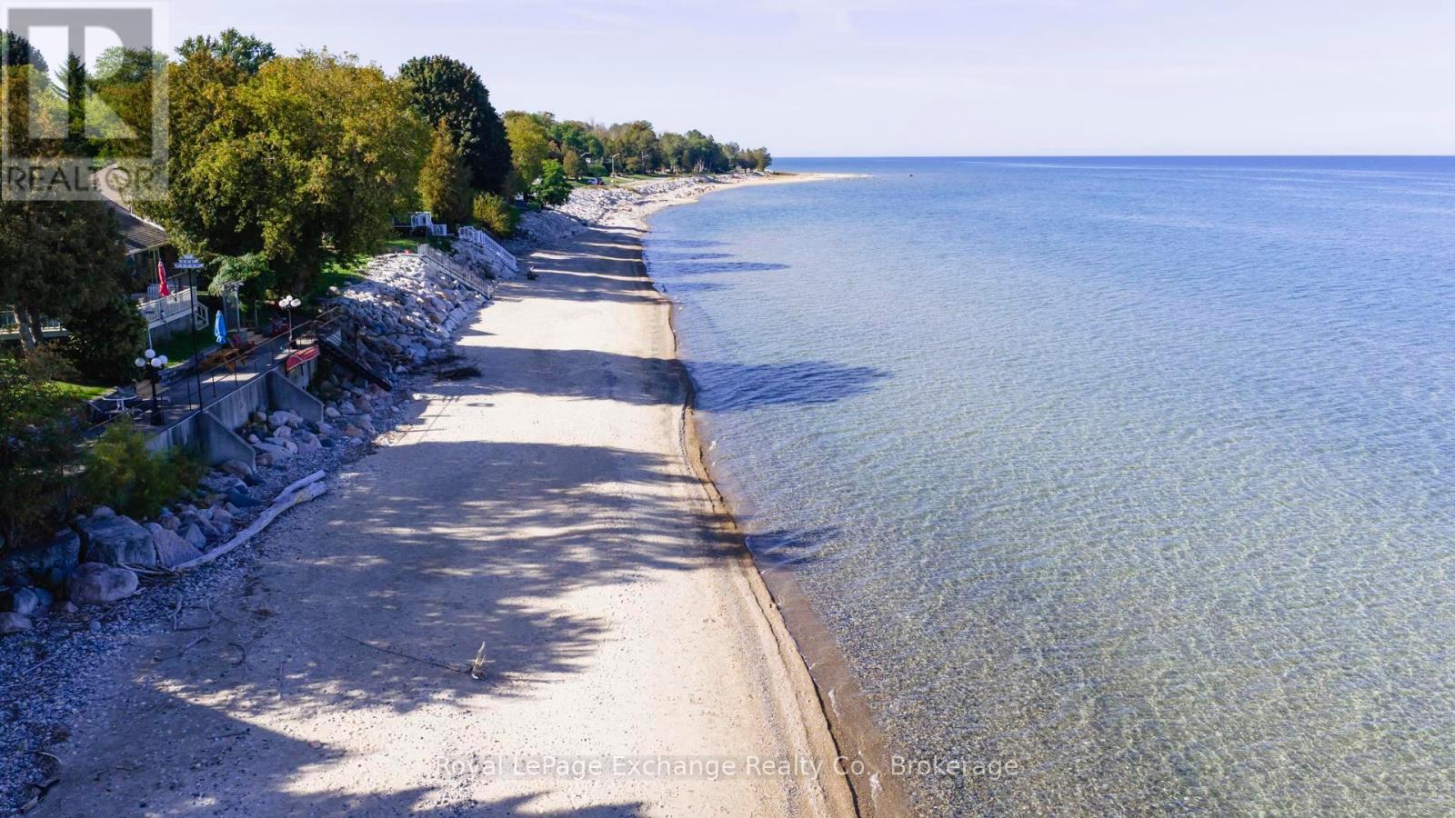 264 Goderich N, Kincardine, Ontario  N2Z 2K3 - Photo 24 - X12409387