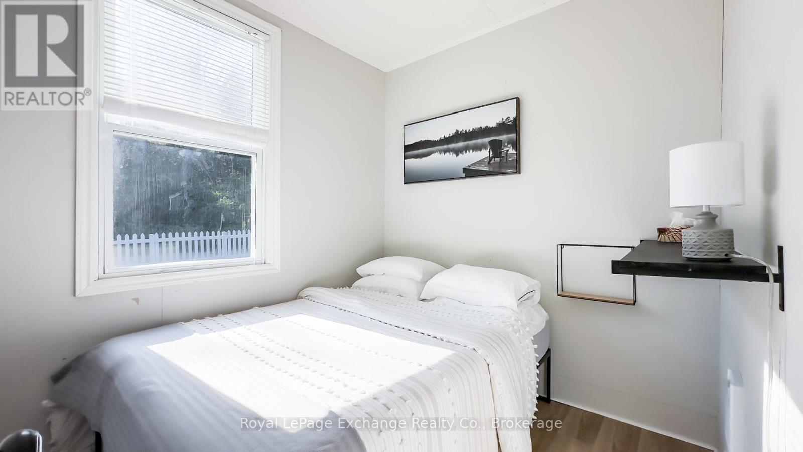 264 Goderich N, Kincardine, Ontario  N2Z 2K3 - Photo 33 - X12409387
