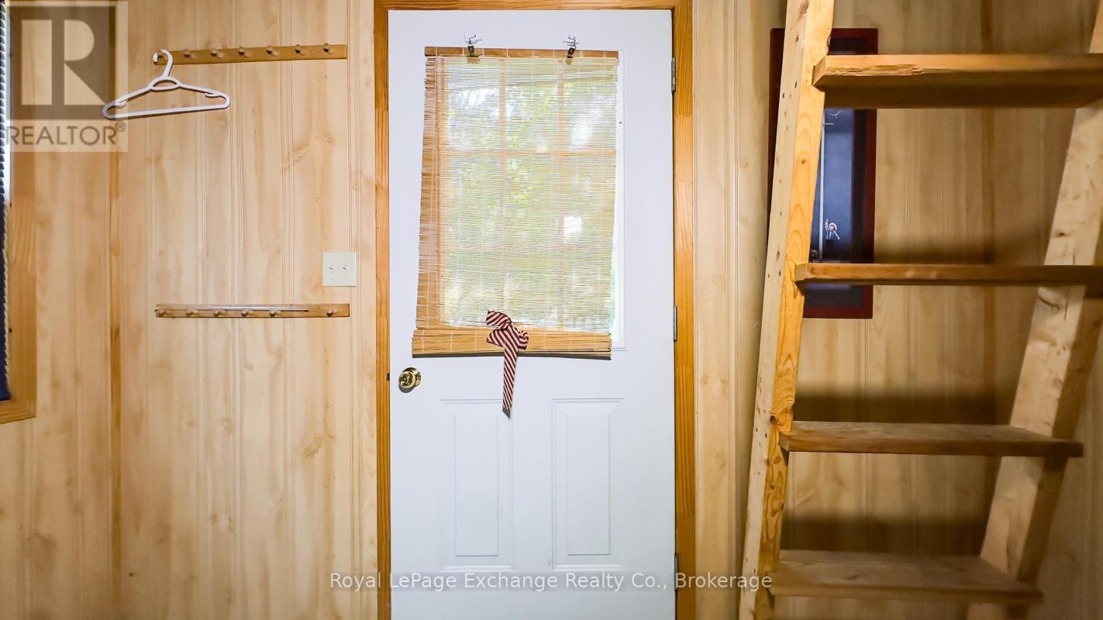 264 Goderich N, Kincardine, Ontario  N2Z 2K3 - Photo 42 - X12409387