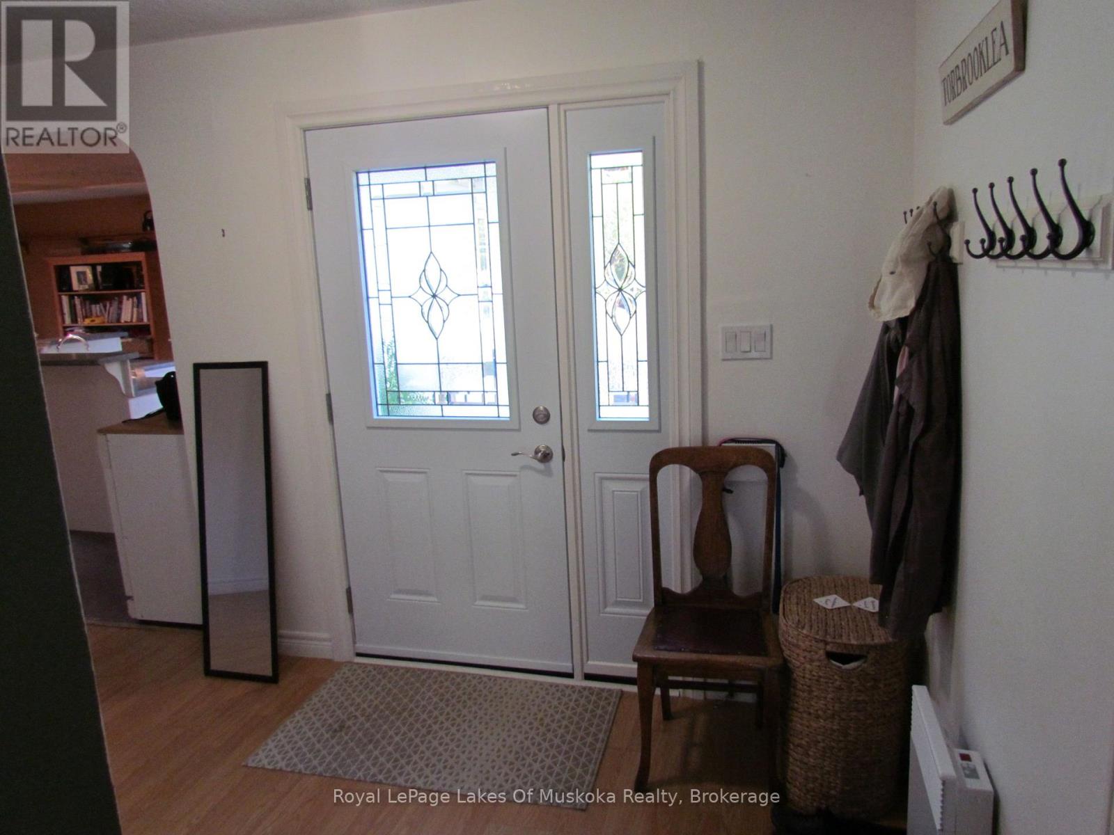 1016 Laycox Road, Gravenhurst, Ontario  P1P 0G8 - Photo 12 - X12409418