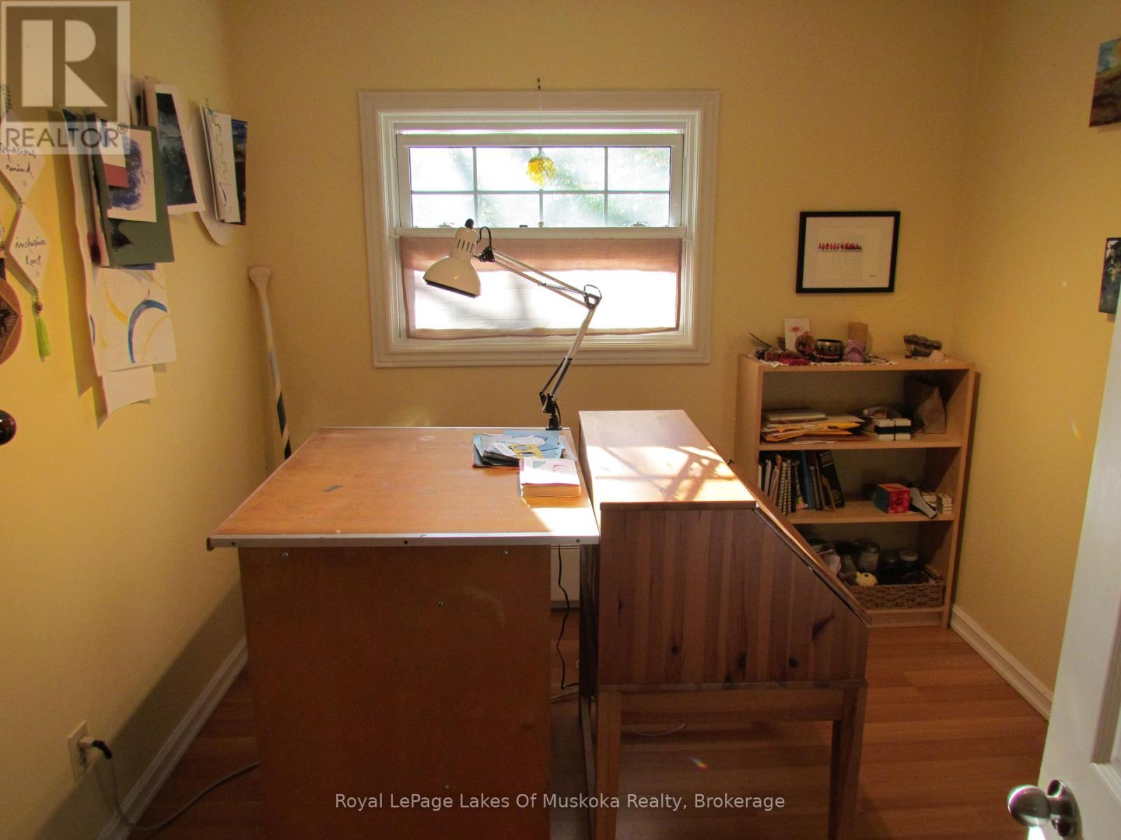 1016 Laycox Road, Gravenhurst, Ontario  P1P 0G8 - Photo 20 - X12409418