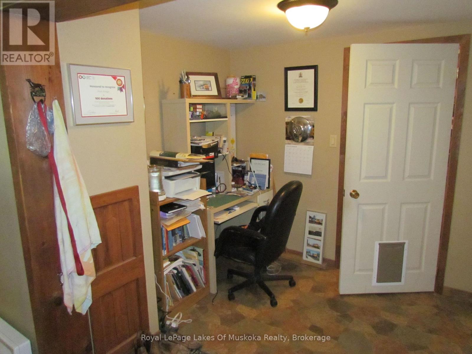 1016 Laycox Road, Gravenhurst, Ontario  P1P 0G8 - Photo 26 - X12409418