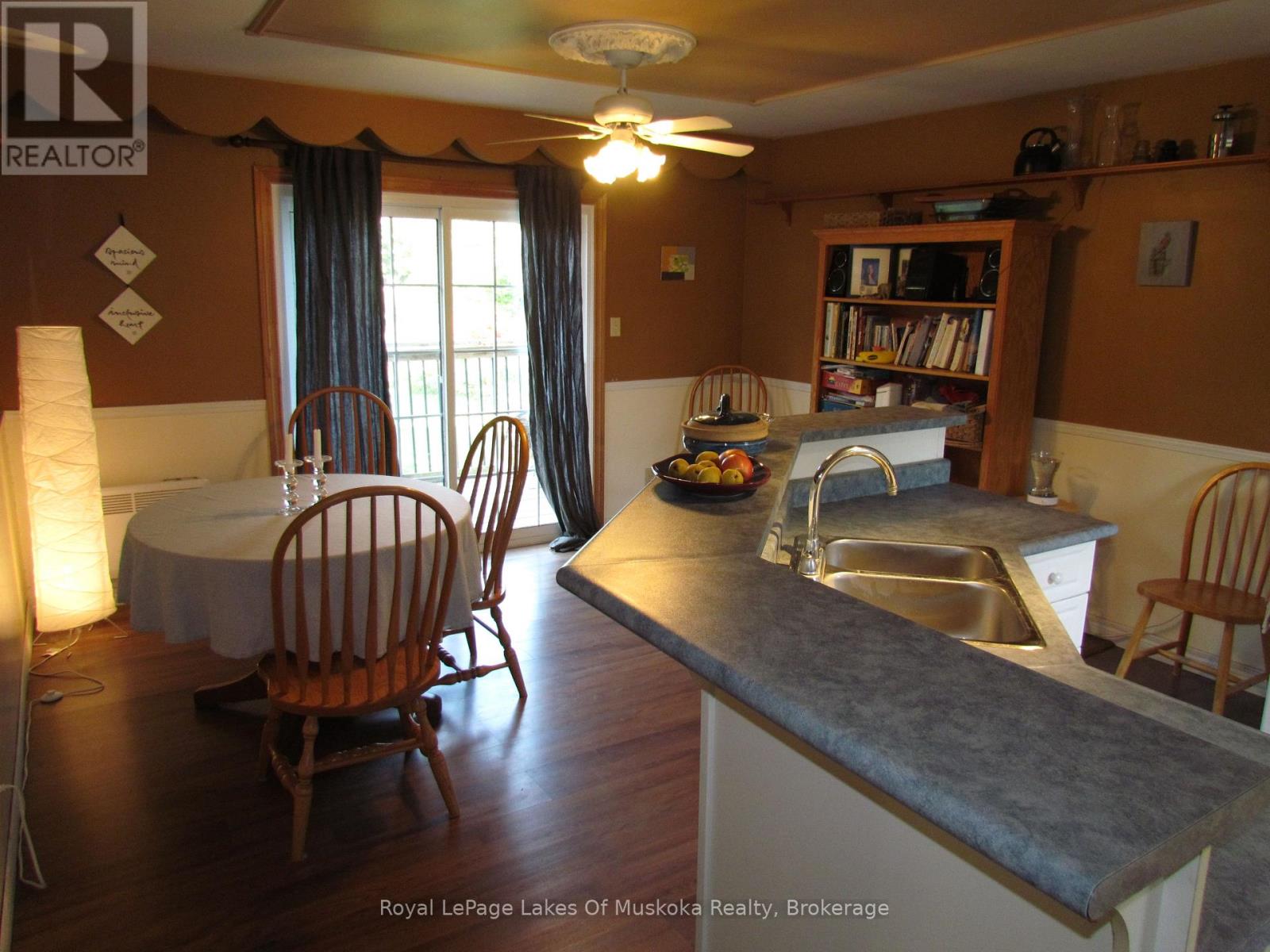 1016 Laycox Road, Gravenhurst, Ontario  P1P 0G8 - Photo 14 - X12409418