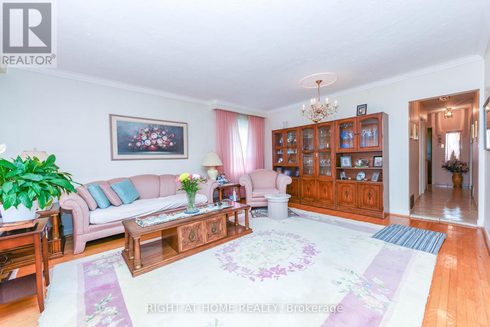 44 Birgitta Crescent, Toronto, Ontario  M9C 3W4 - Photo 13 - W12409145