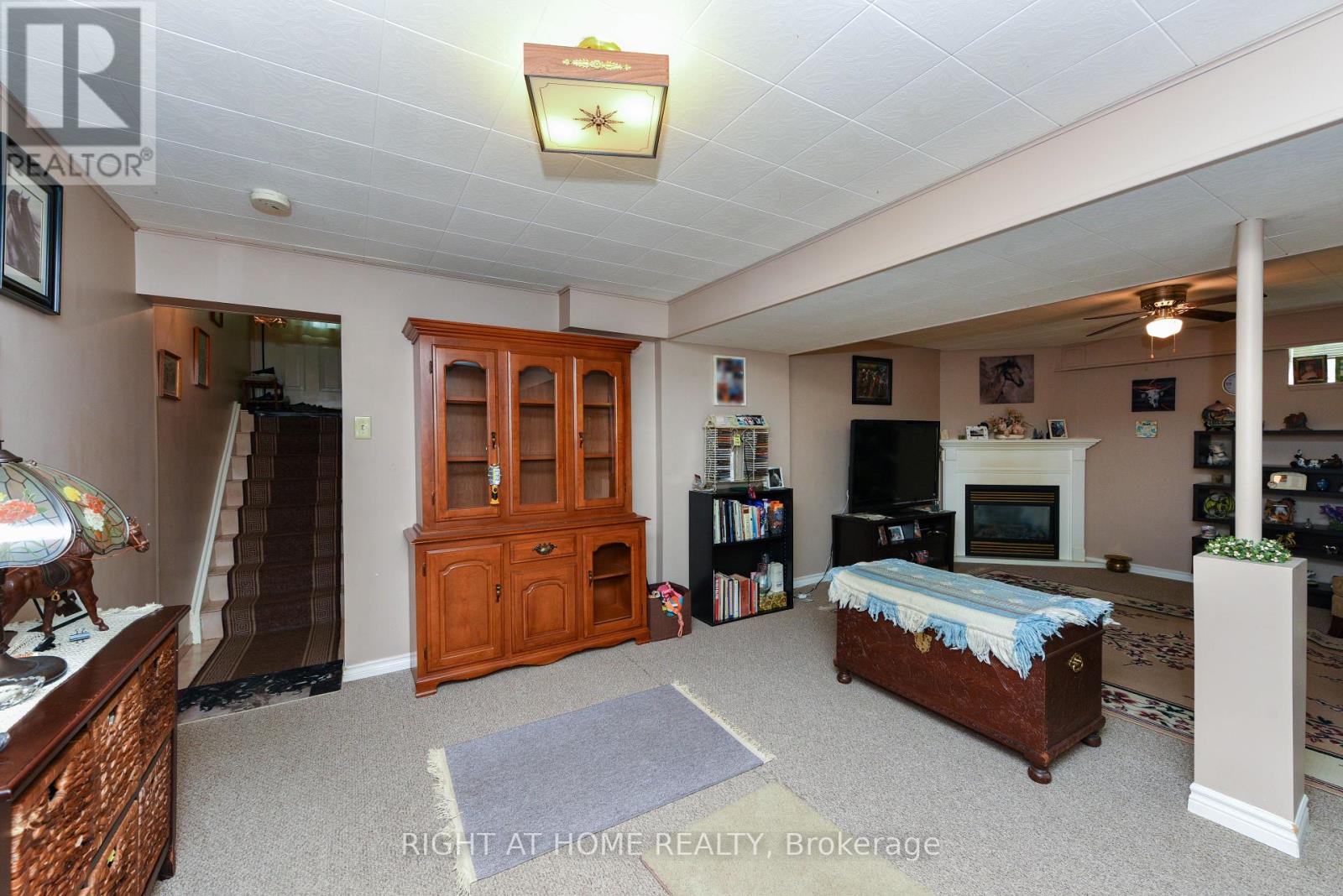 44 Birgitta Crescent, Toronto, Ontario  M9C 3W4 - Photo 32 - W12409145