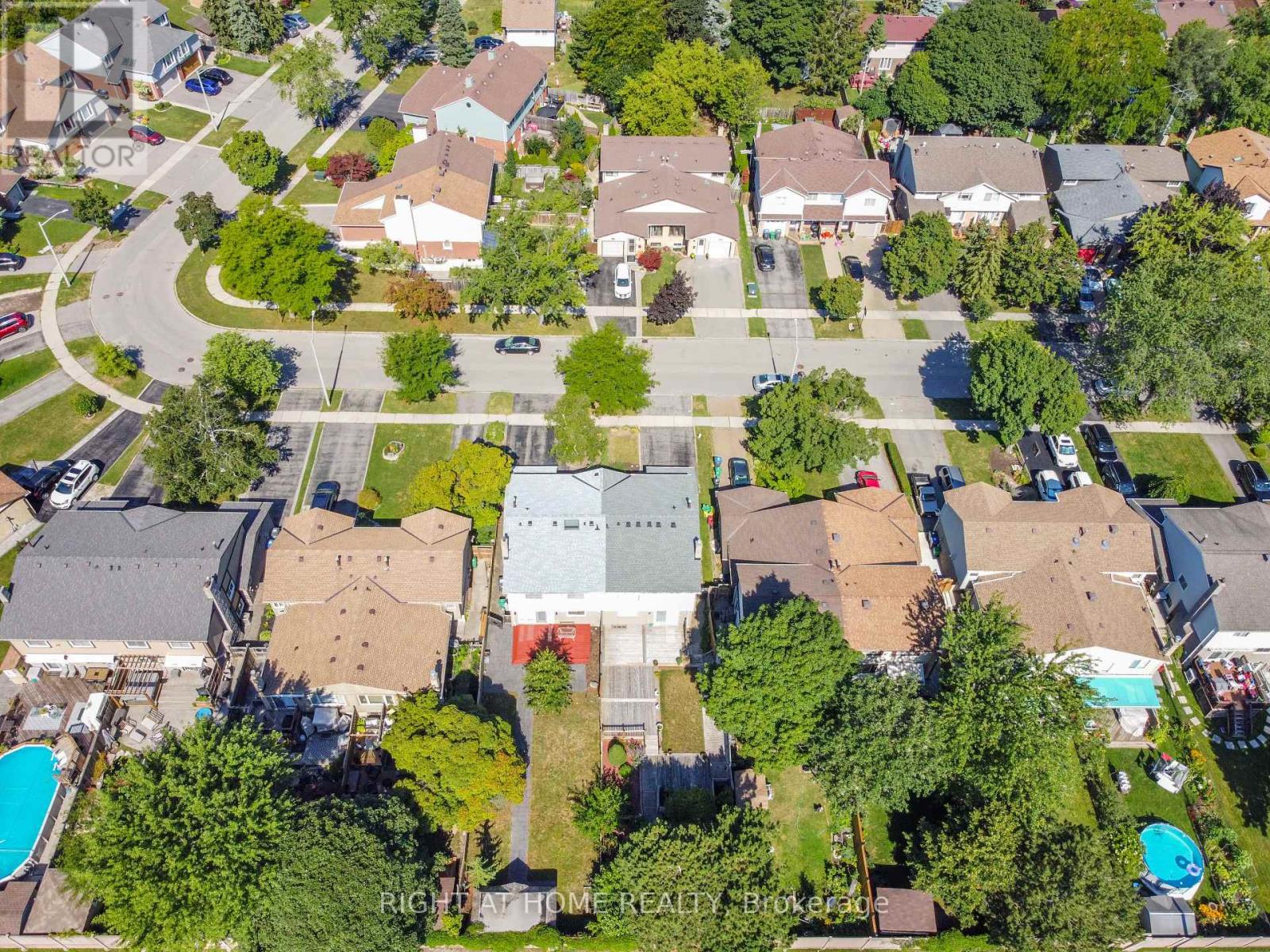 2824 Bucklepost Crescent, Mississauga, Ontario  L5N 1X5 - Photo 36 - W12409156