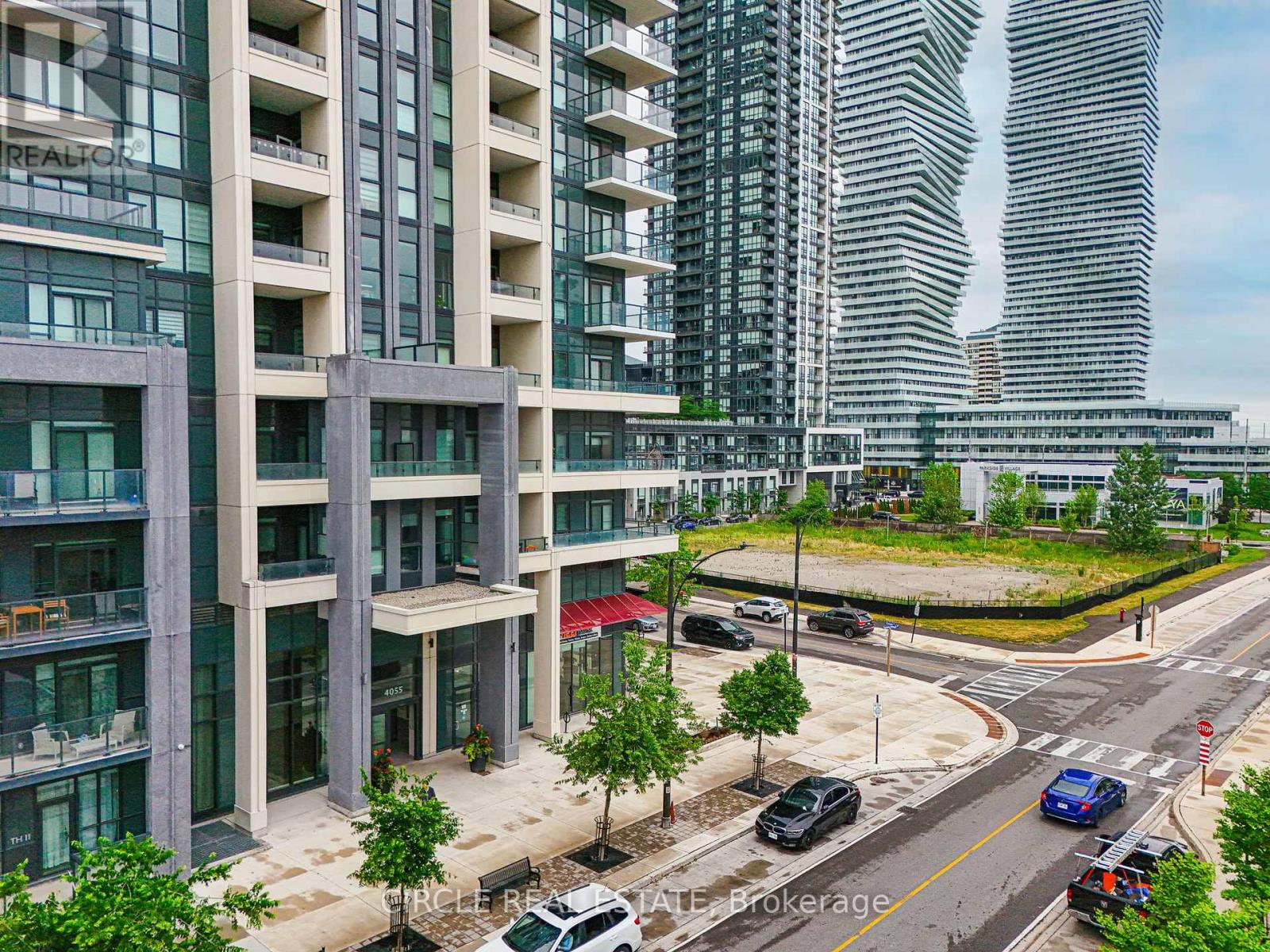 Lph 04 - 4055 Parkside Village Drive, Mississauga, Ontario  L5B 0K2 - Photo 2 - W12409163