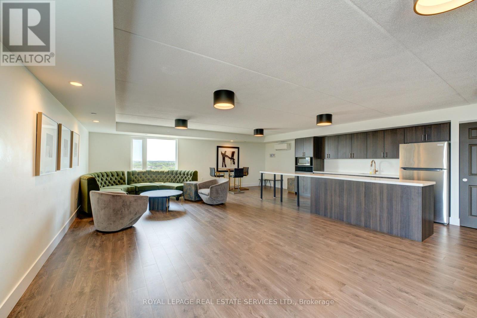 301 - 716 Main Street E, Milton, Ontario  L9T 9L9 - Photo 28 - W12409174
