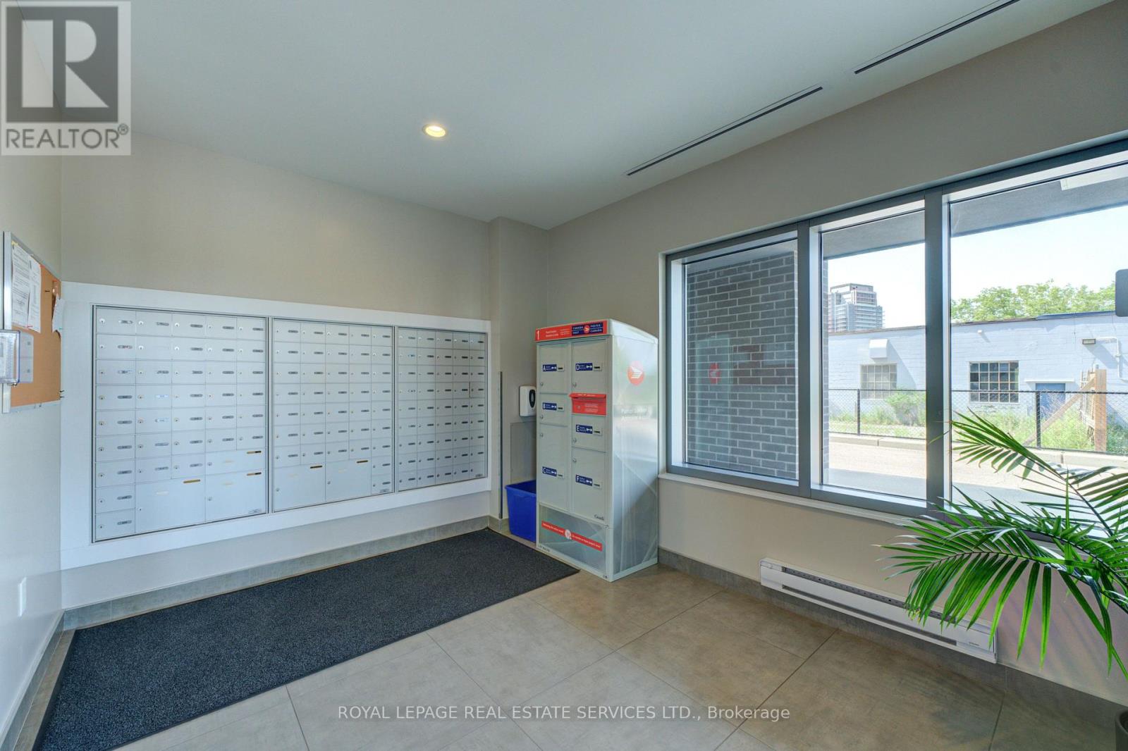 301 - 716 Main Street E, Milton, Ontario  L9T 9L9 - Photo 33 - W12409174