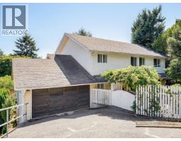 5255 Hanover Pl Cordova Bay, Saanich, Ca