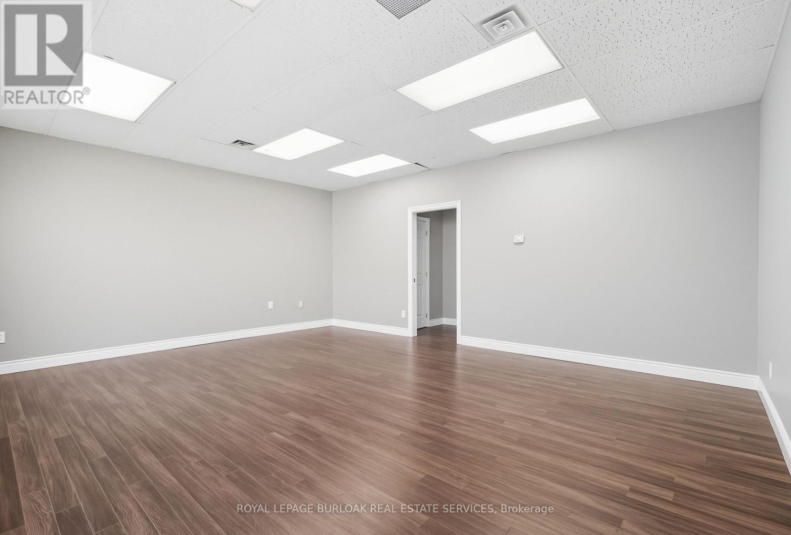 3534 Mainway, Burlington, Ontario  L7M 1A8 - Photo 13 - W12409186