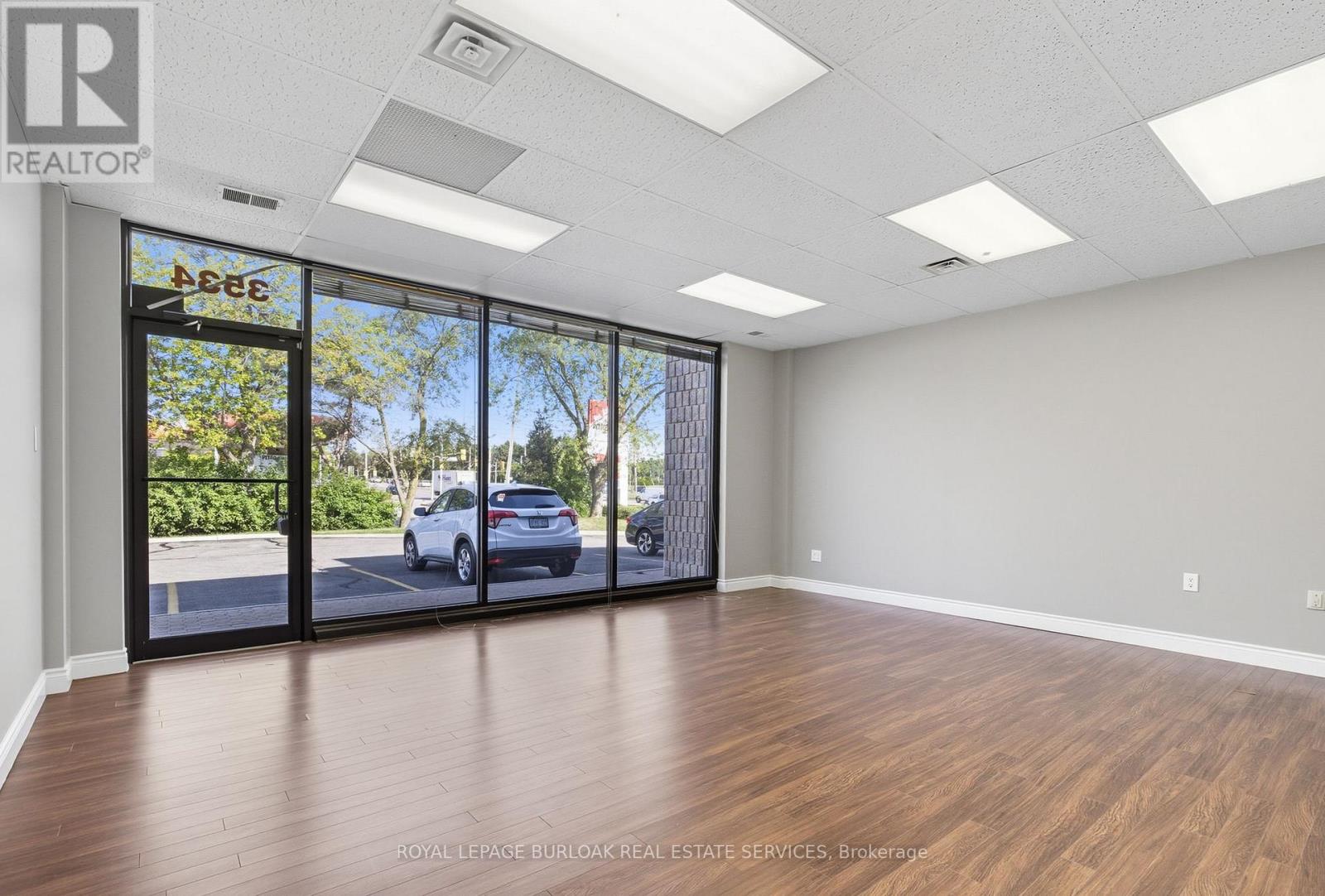 3534 Mainway, Burlington, Ontario  L7M 1A8 - Photo 15 - W12409186