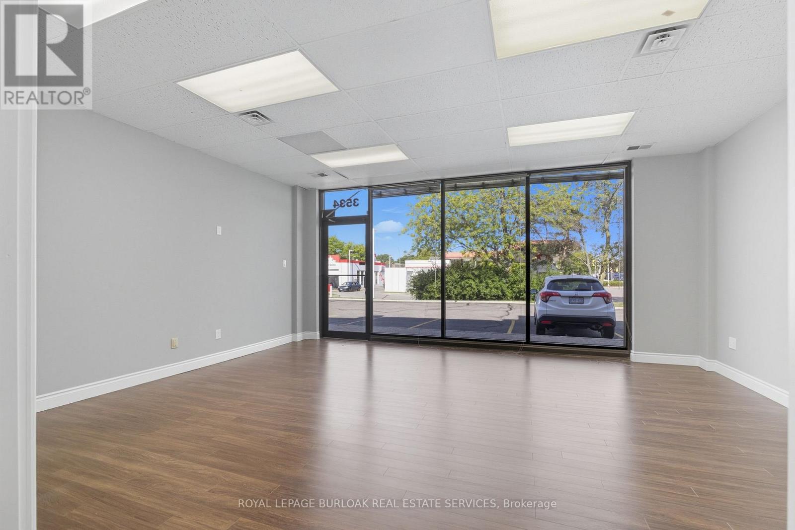 3534 Mainway, Burlington, Ontario  L7M 1A8 - Photo 17 - W12409186