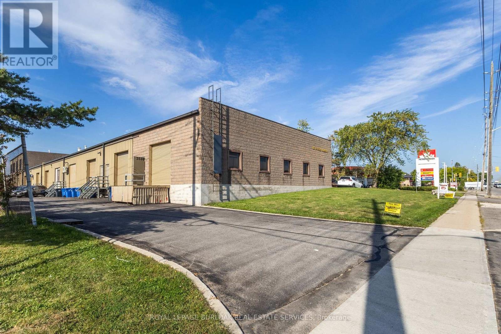 3534 Mainway, Burlington, Ontario  L7M 1A8 - Photo 23 - W12409186