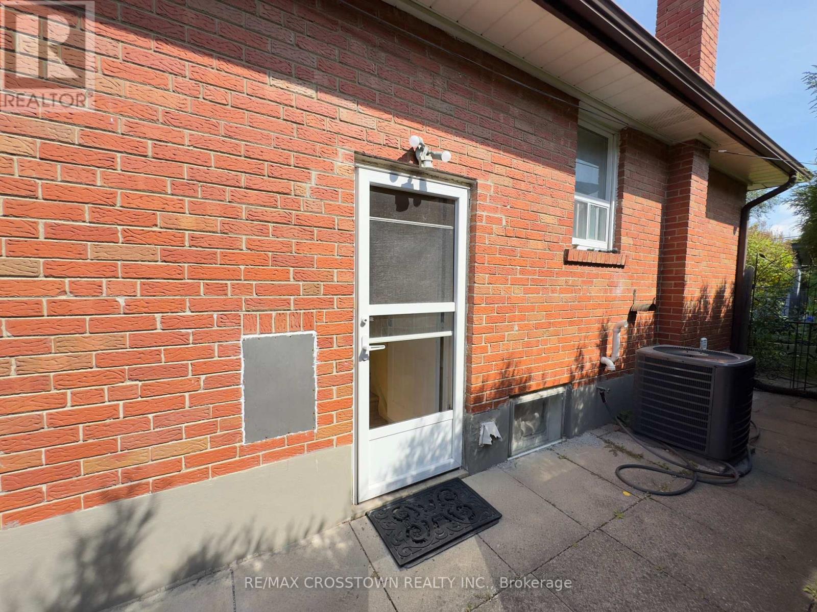 4 Fondy Court, Toronto, Ontario  M9W 4R5 - Photo 1 - W12409194