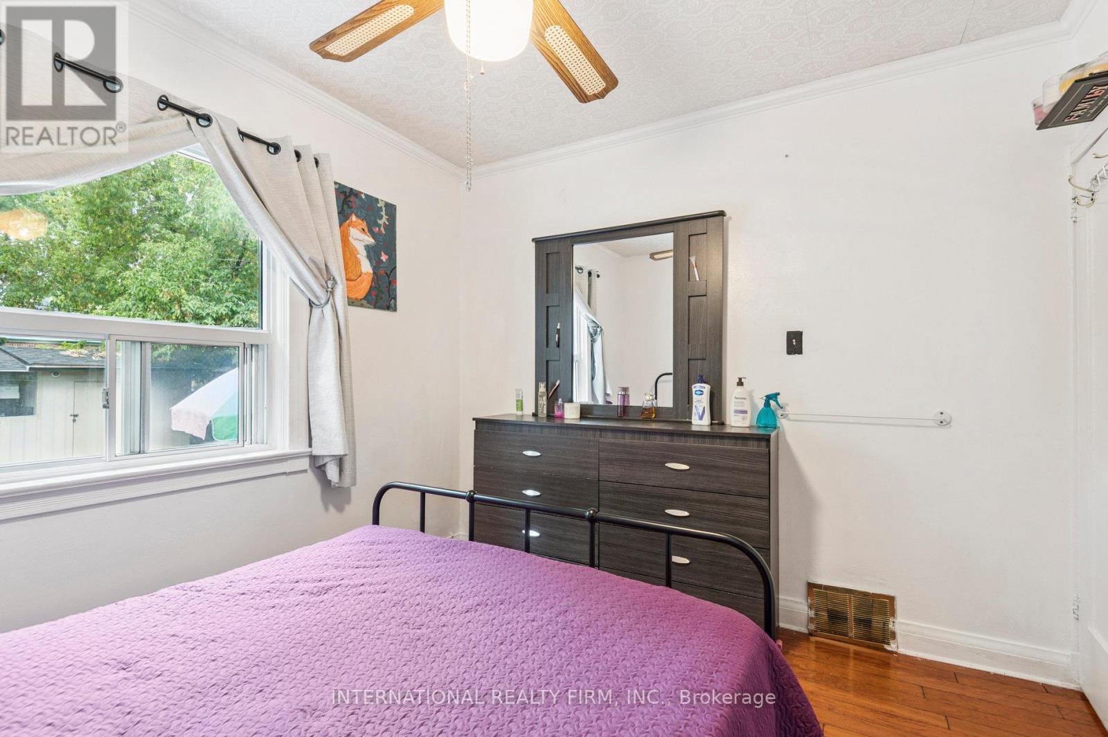 1982 Lawrence Avenue W, Toronto, Ontario  M9N 1H4 - Photo 17 - W12409205