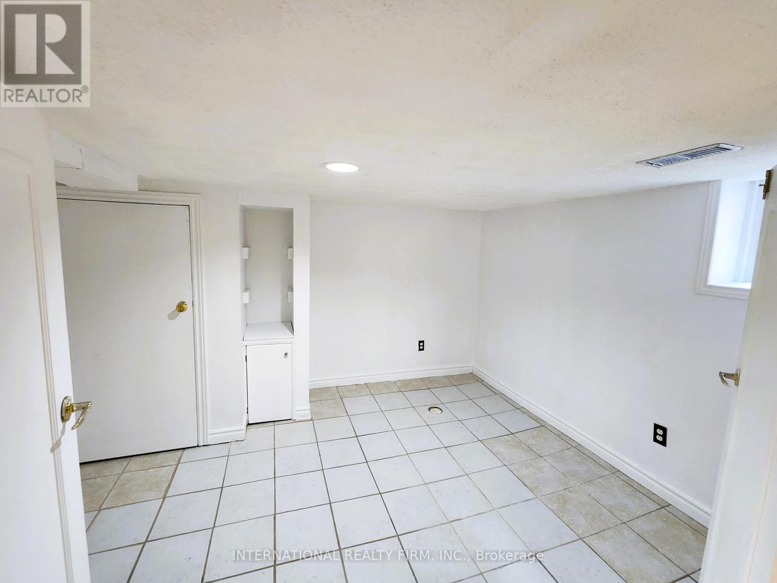 1982 Lawrence Avenue W, Toronto, Ontario  M9N 1H4 - Photo 20 - W12409205