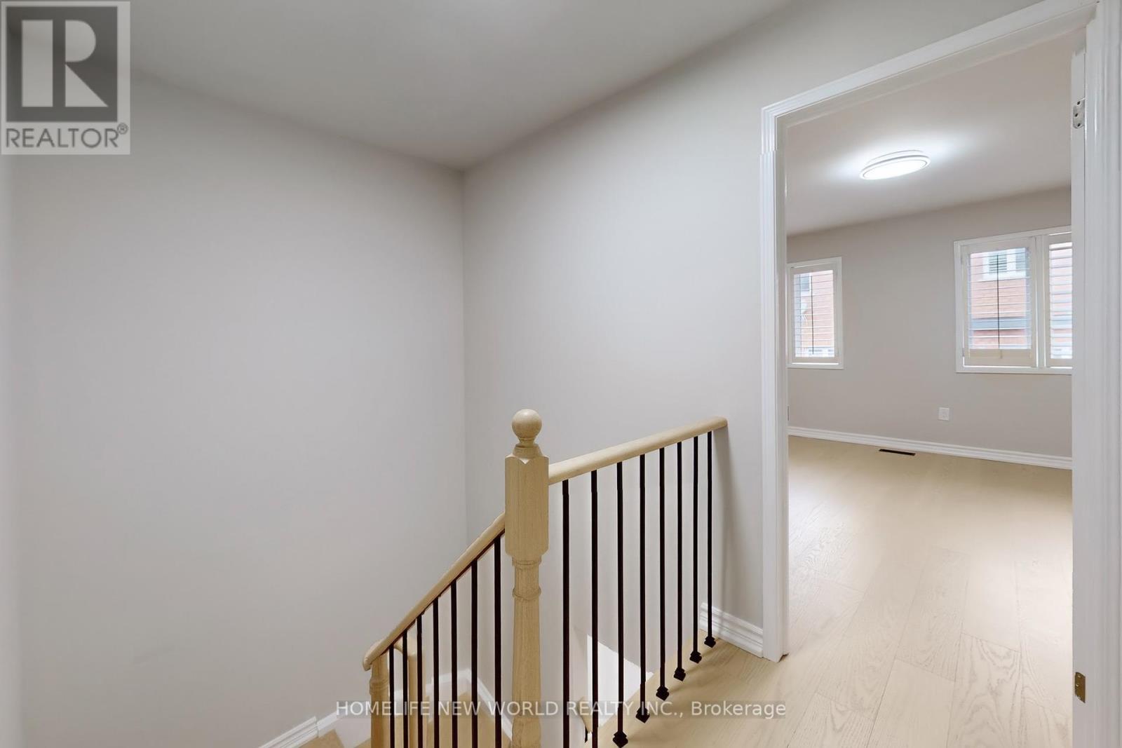 50 Bluewater Court, Toronto, Ontario  M8V 4A9 - Photo 19 - W12409218