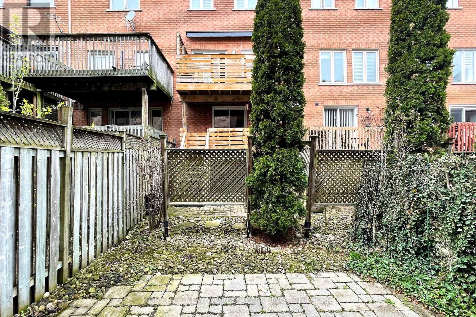 50 Bluewater Court, Toronto, Ontario  M8V 4A9 - Photo 38 - W12409218