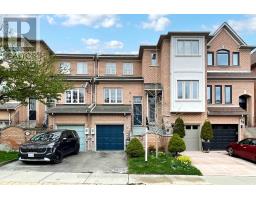 50 BLUEWATER COURT, Toronto, Ontario