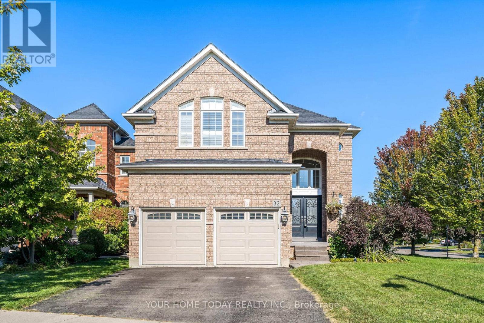 32 ORCHID AVENUE, Halton Hills, Ontario