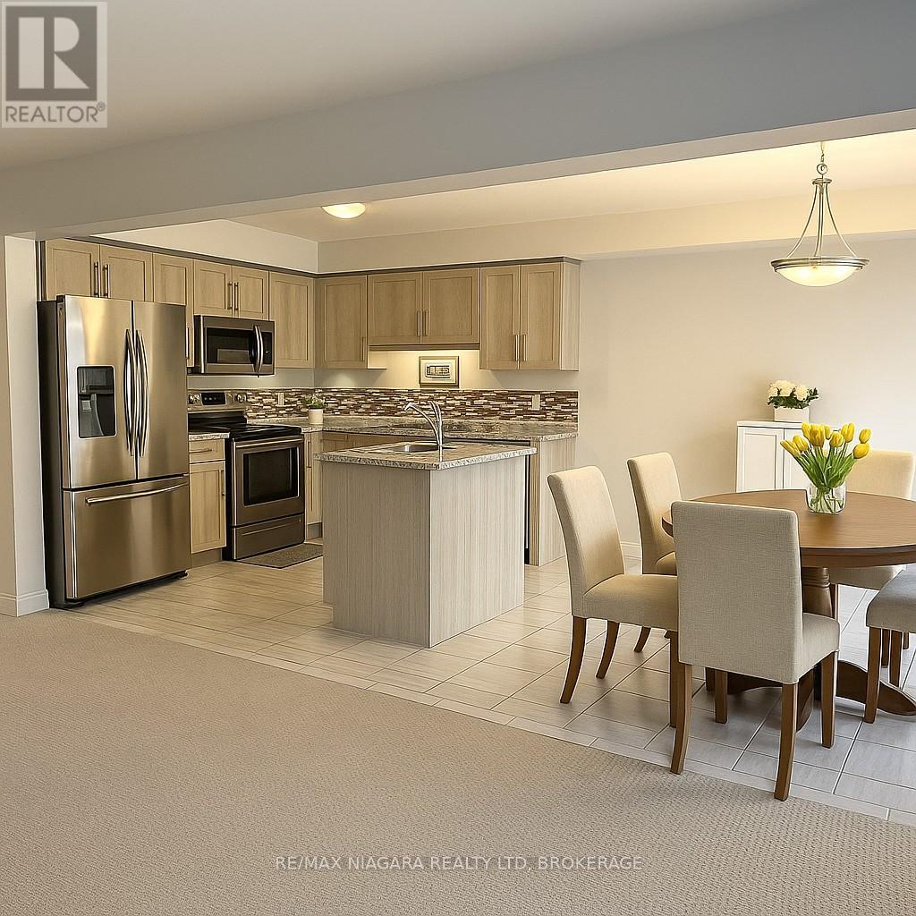 45 - 340 Prospect Point Road N, Fort Erie, Ontario  L0S 1N0 - Photo 4 - X12199885