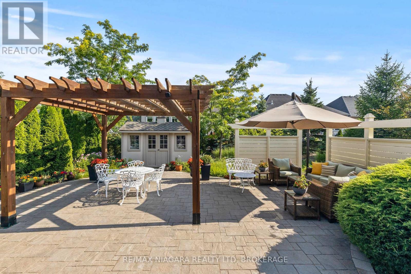 44 Stoneridge Crescent, Niagara-On-The-Lake, Ontario  L0S 1J1 - Photo 38 - X12289474
