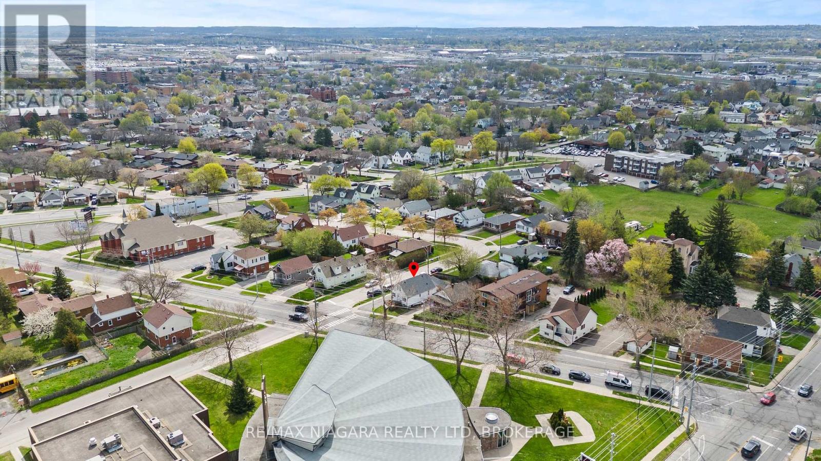 362 Carlton Street, St. Catharines, Ontario  L2M 4W5 - Photo 30 - X12325446