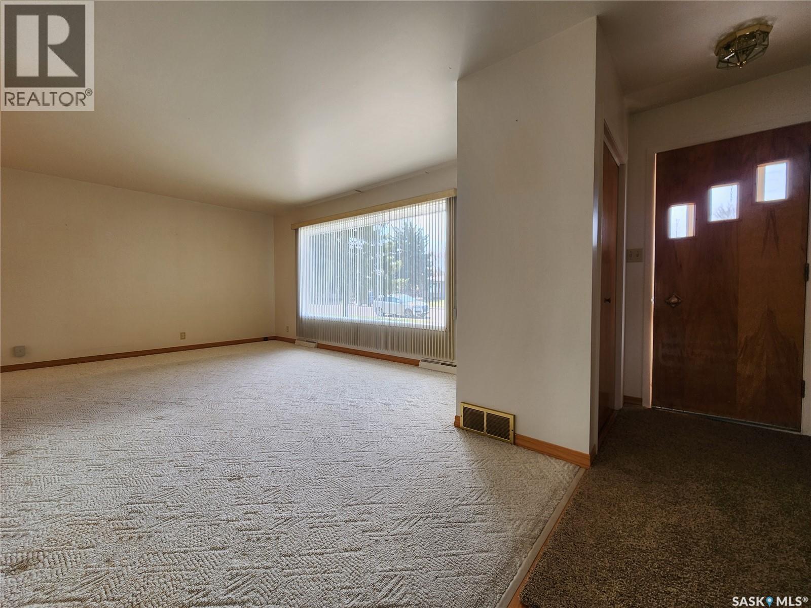 444 10th Avenue W, Melville, Saskatchewan  S0A 2P0 - Photo 12 - SK018624