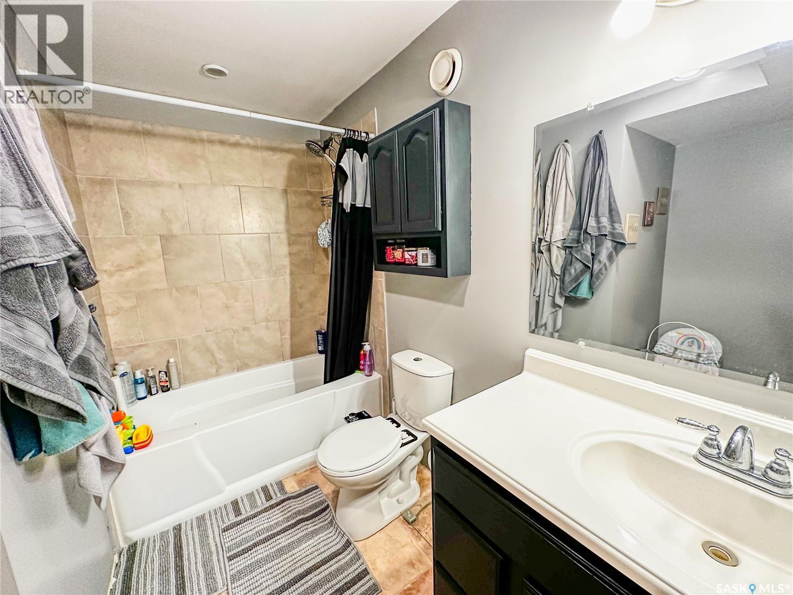 87 Collacott Street W, Yorkton, Saskatchewan  S3N 0A1 - Photo 39 - SK018576