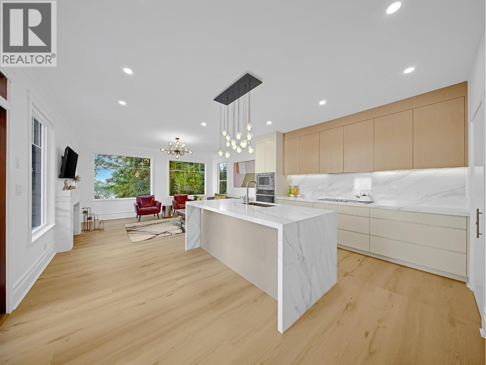 1176 W 17th Street, North Vancouver, British Columbia  V7P 1W2 - Photo 7 - R3035972