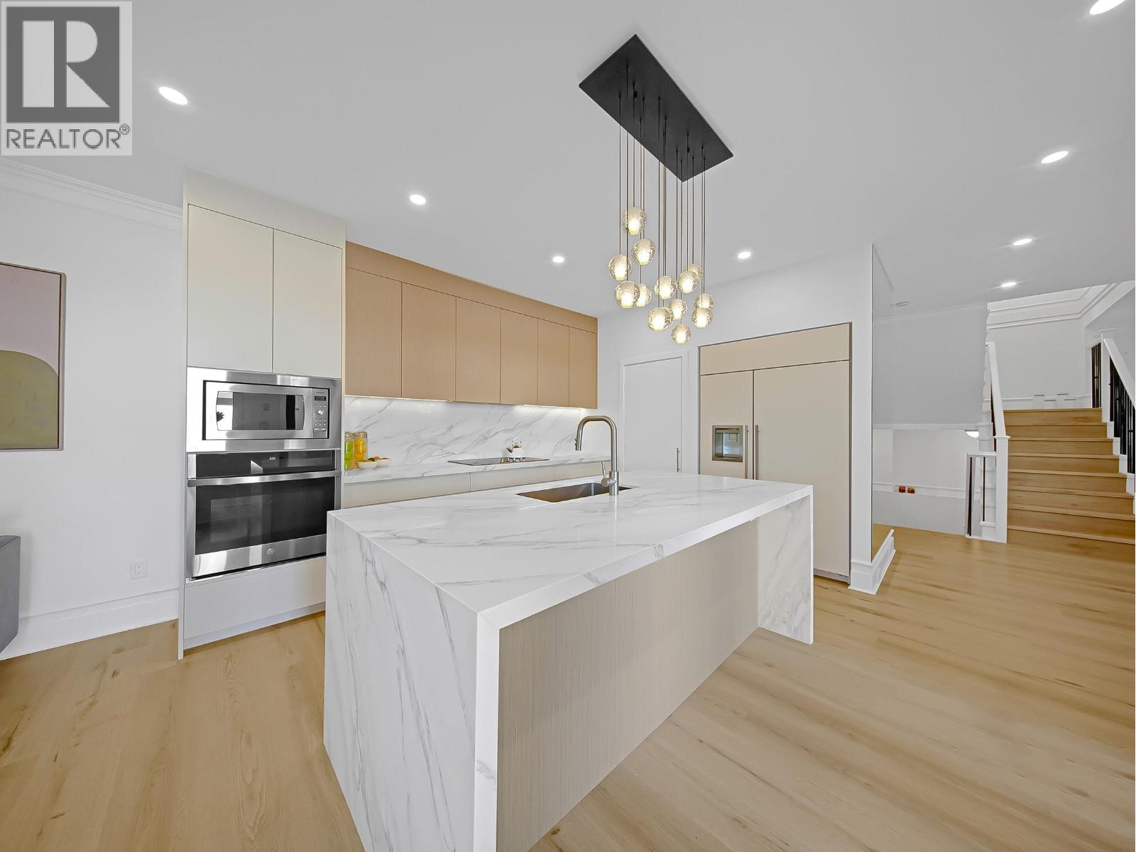 1176 W 17th Street, North Vancouver, British Columbia  V7P 1W2 - Photo 9 - R3035972