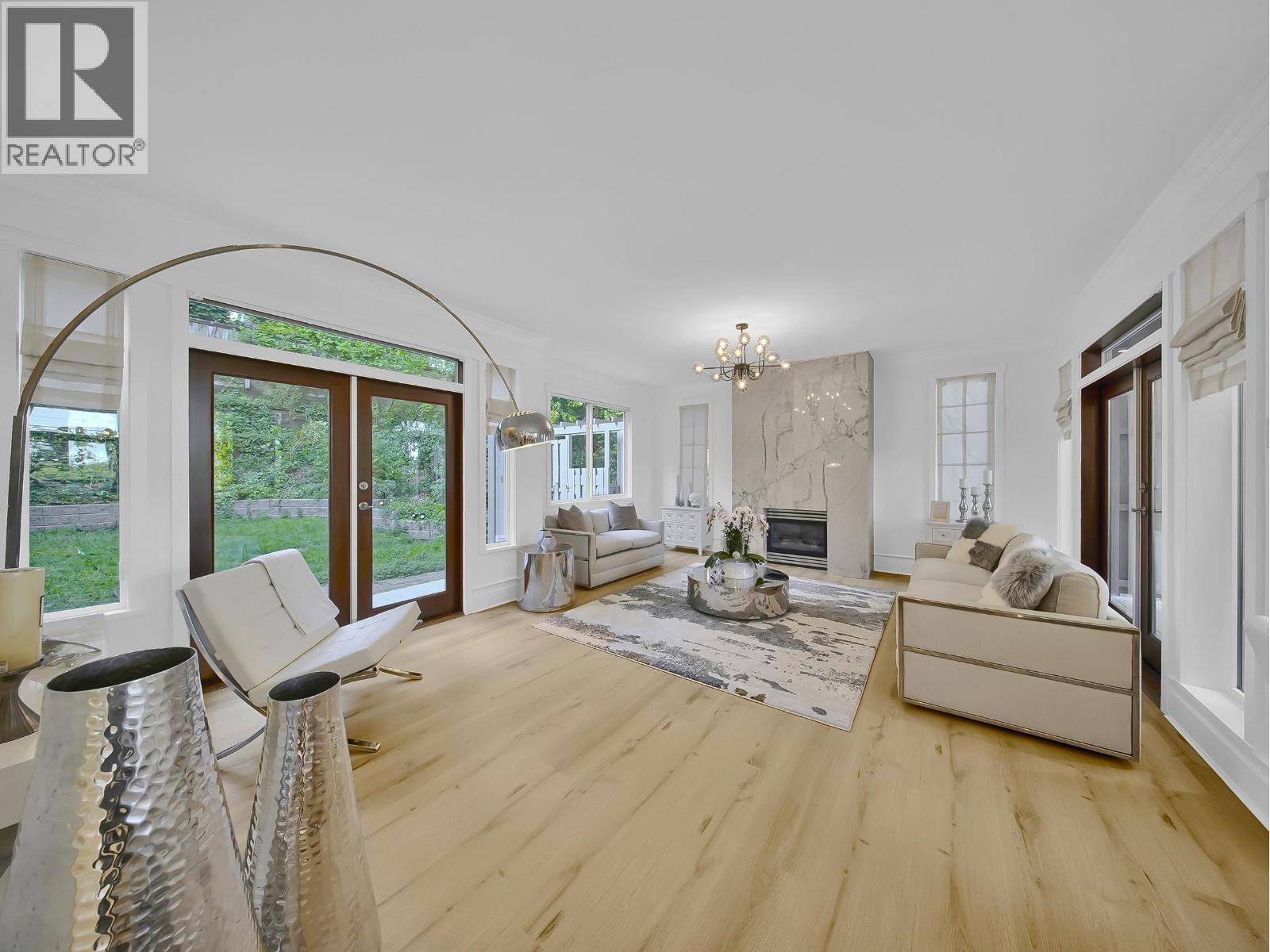 1176 W 17th Street, North Vancouver, British Columbia  V7P 1W2 - Photo 5 - R3035972