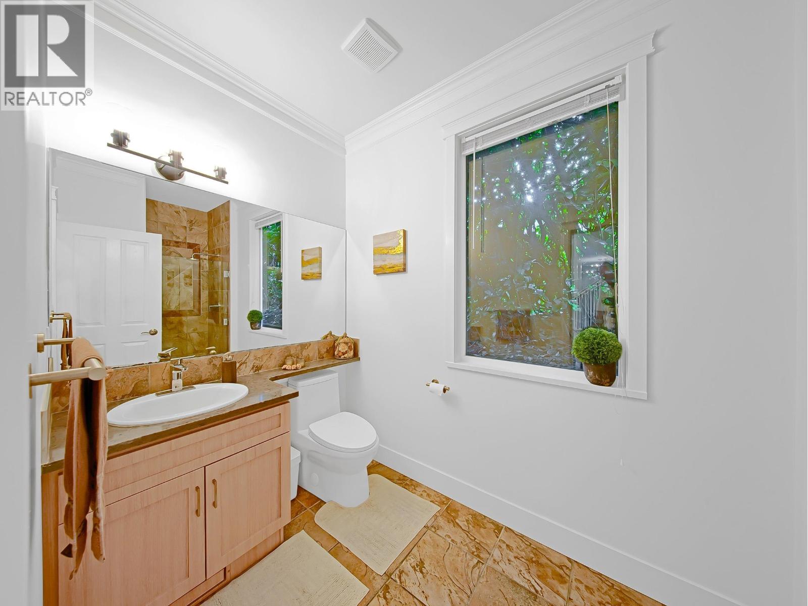 1176 W 17th Street, North Vancouver, British Columbia  V7P 1W2 - Photo 17 - R3035972