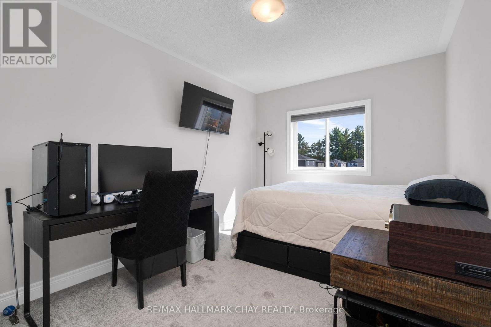 14 Nicole Park Place, Bracebridge, Ontario  P1L 0C8 - Photo 12 - X12409206
