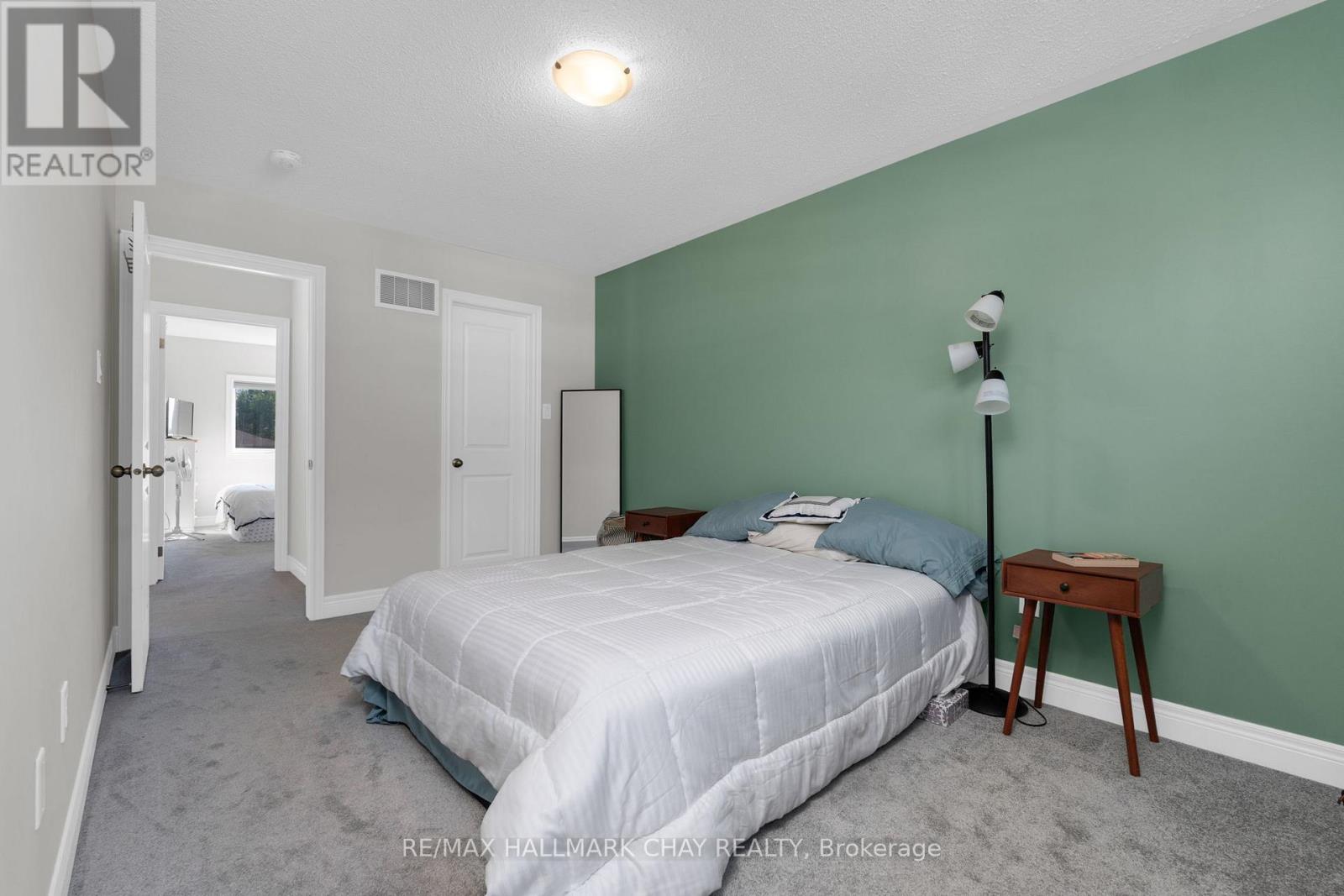 14 Nicole Park Place, Bracebridge, Ontario  P1L 0C8 - Photo 9 - X12409206