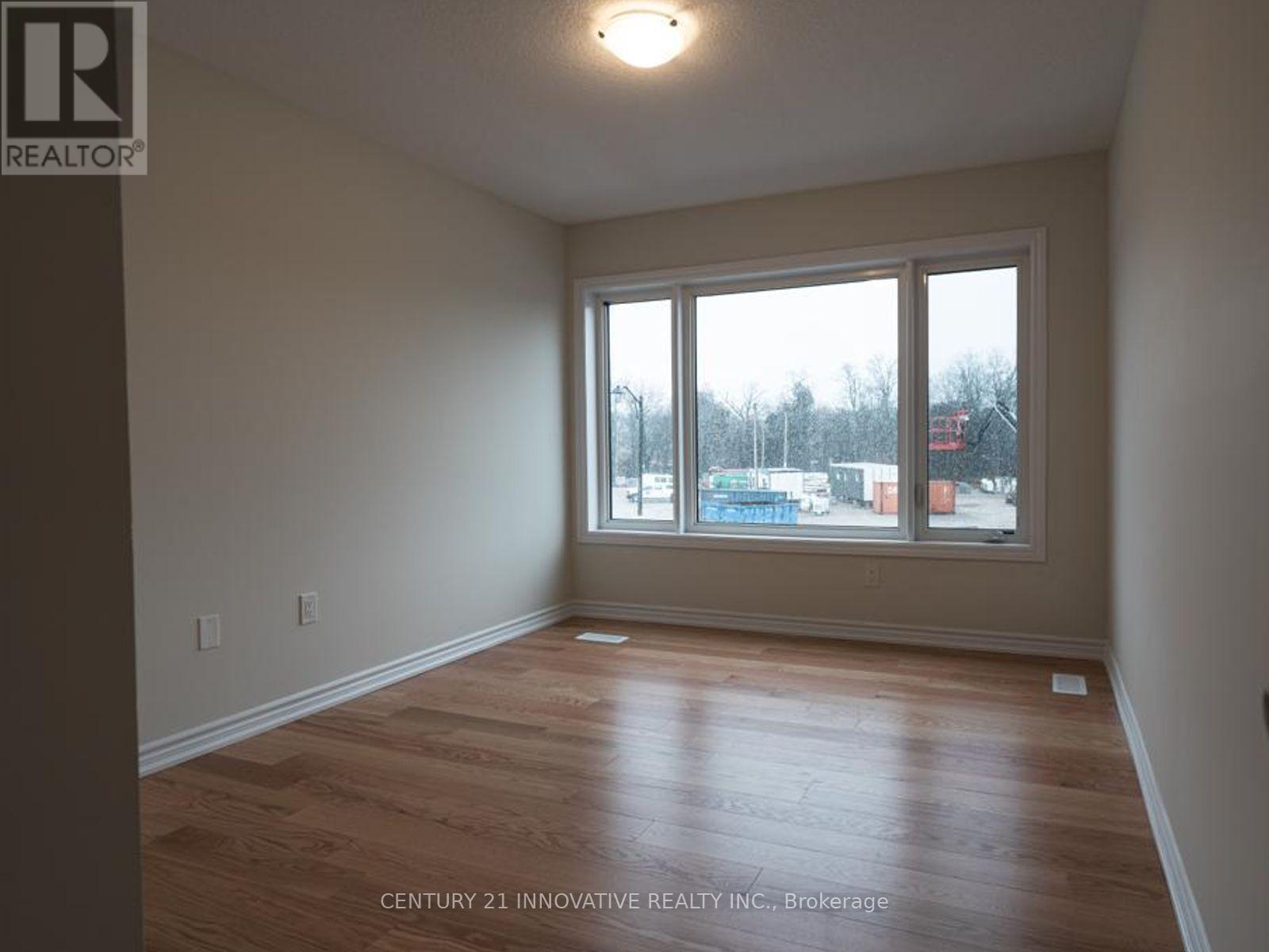17 Gilham Way, Brant, Ontario  N3L 0M7 - Photo 7 - X12409258