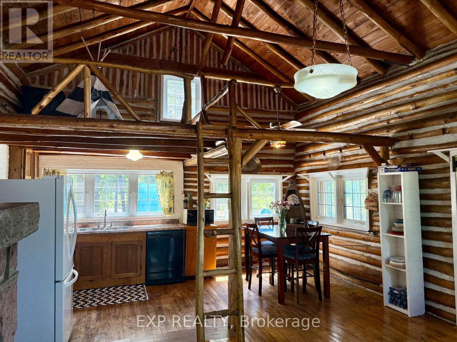 2 Island 860, Georgian Bay, Ontario  L0K 1S0 - Photo 21 - X12409261