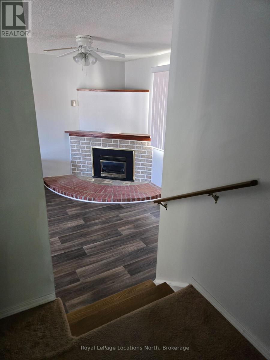 112 Smallman Drive, Wasaga Beach, Ontario  L9Z 1L3 - Photo 14 - S12408836