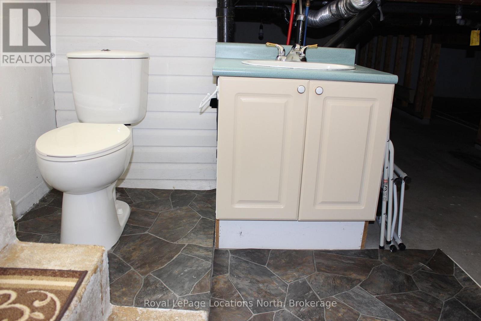 112 Smallman Drive, Wasaga Beach, Ontario  L9Z 1L3 - Photo 28 - S12408836