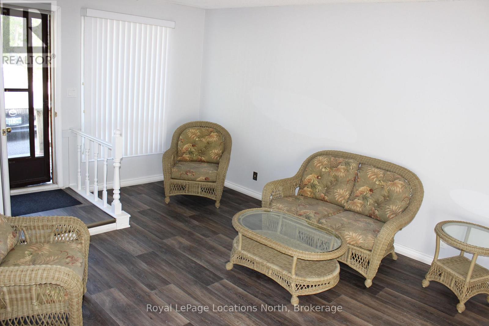 112 Smallman Drive, Wasaga Beach, Ontario  L9Z 1L3 - Photo 24 - S12408836