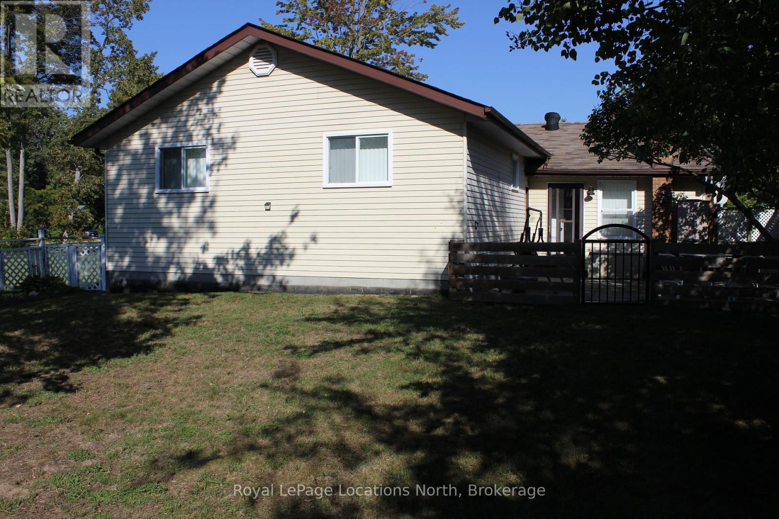 112 Smallman Drive, Wasaga Beach, Ontario  L9Z 1L3 - Photo 34 - S12408836