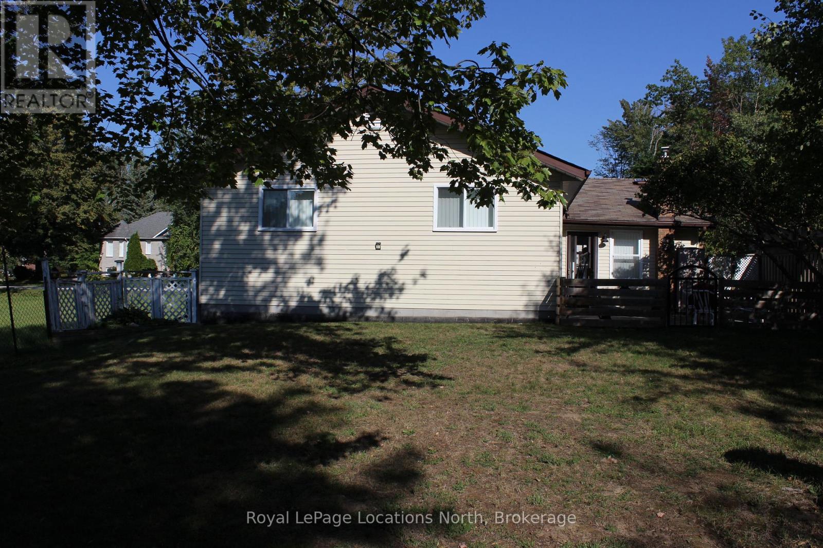 112 Smallman Drive, Wasaga Beach, Ontario  L9Z 1L3 - Photo 35 - S12408836