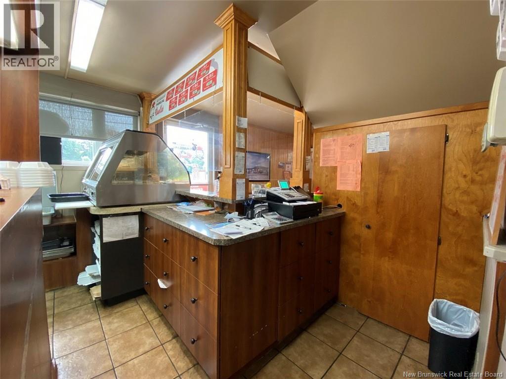 359 Victoria Street, Edmundston, New Brunswick  E3V 2K1 - Photo 11 - NB126923