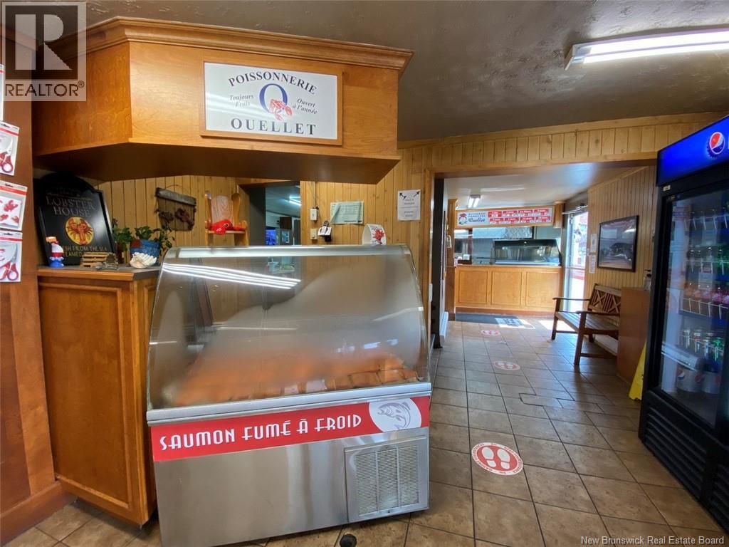 359 Victoria Street, Edmundston, New Brunswick  E3V 2K1 - Photo 2 - NB126923