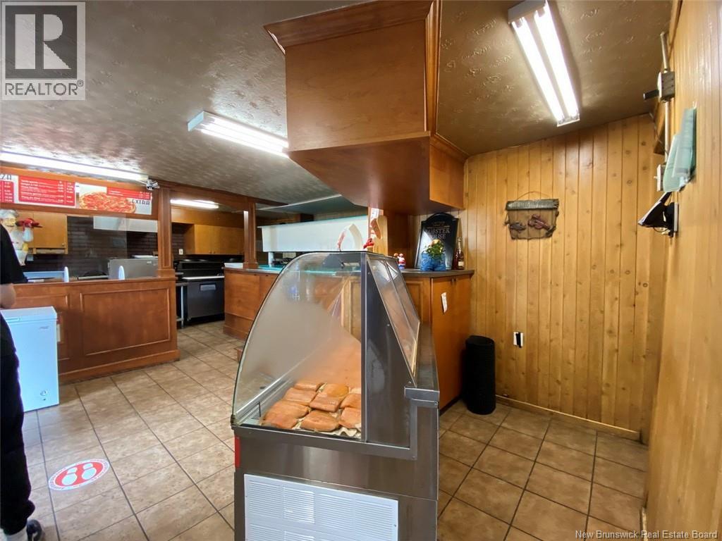 359 Victoria Street, Edmundston, New Brunswick  E3V 2K1 - Photo 3 - NB126923